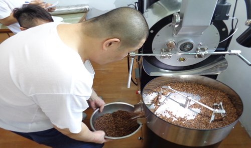烘豆完成承裝照片